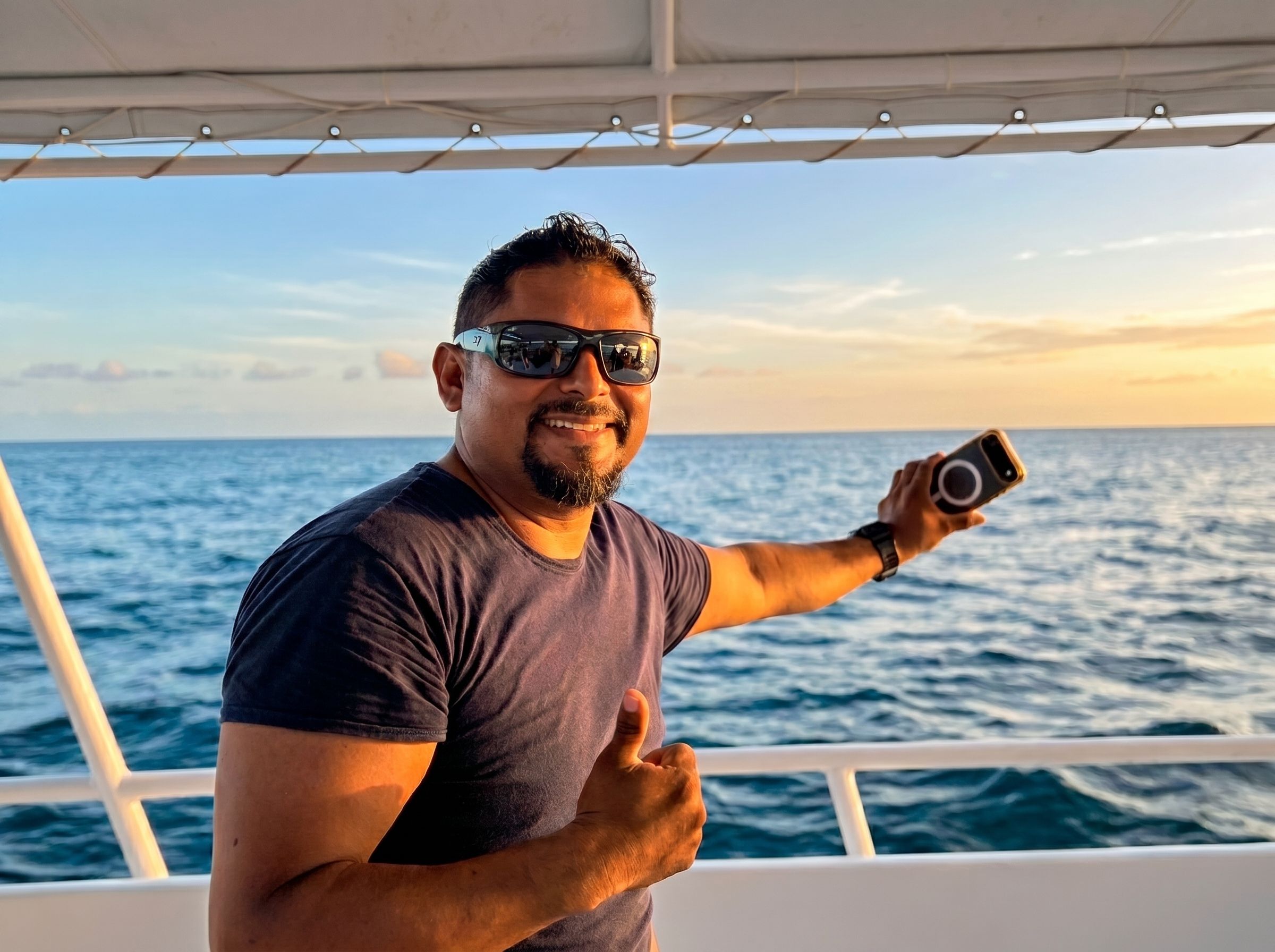 Sunset Tour - selfies at sunset